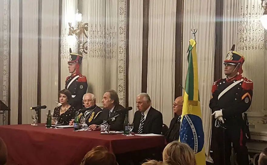 Acto de firma del Acuerdo de Corresponsalia con la Academia Brasileira do Cerimonial e Protocolo.